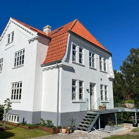 Отель Tyge Brahes Vej 33 Ольборг Экстерьер фото
